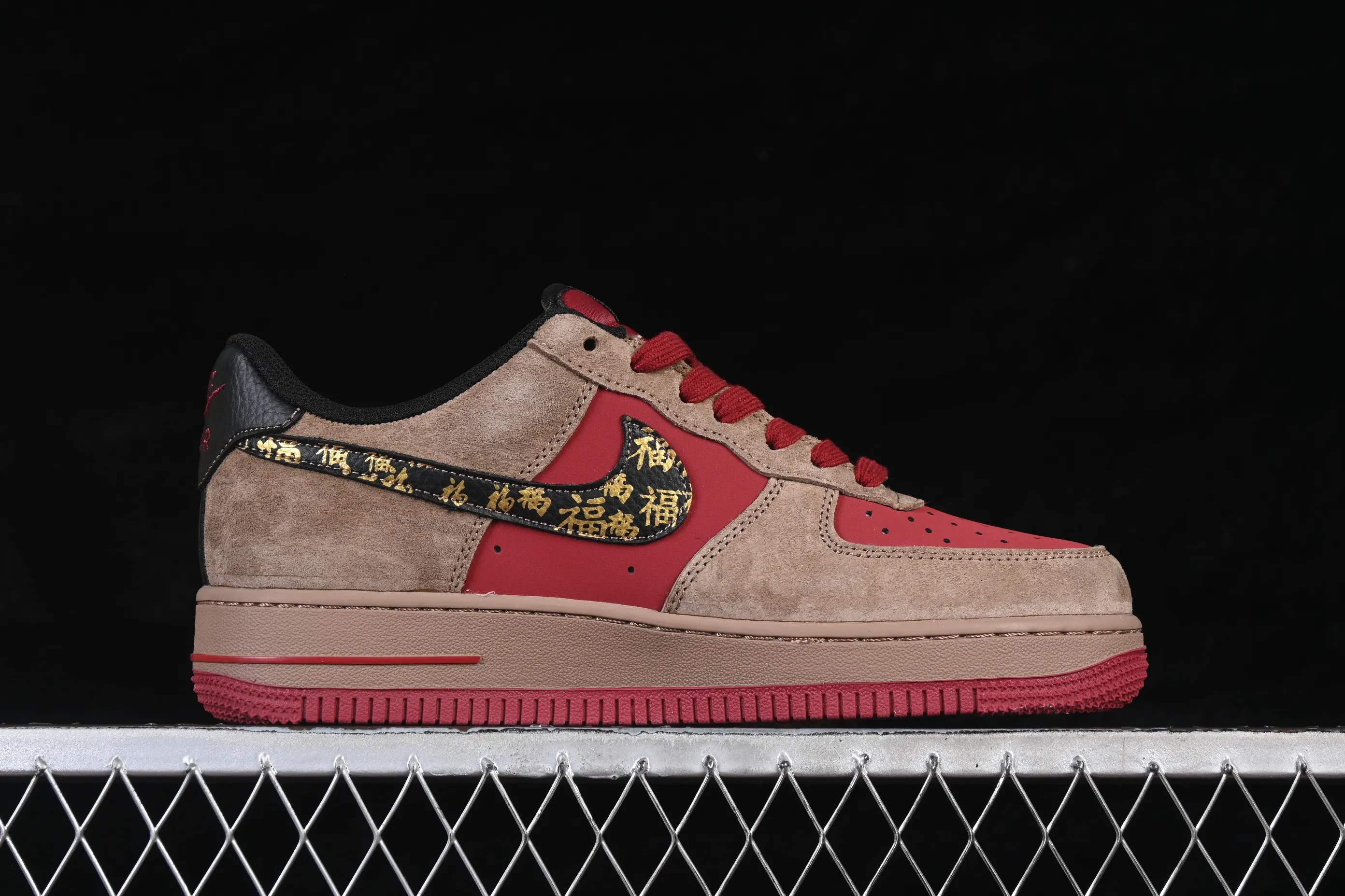 All categories Nk Air Force 1 Air Force series Nk Air Force 1 Low Air Force low-top Nike Air Force 1'07 Low Year of the Horse limited edition red suede Air Force 1 low-top casual sneakers XD0028-009